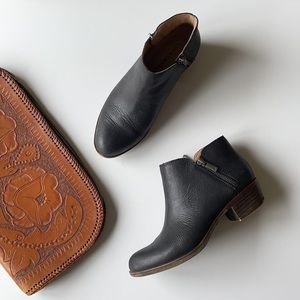 LUCKY BRAND Black Booties with Zippers. Size 6